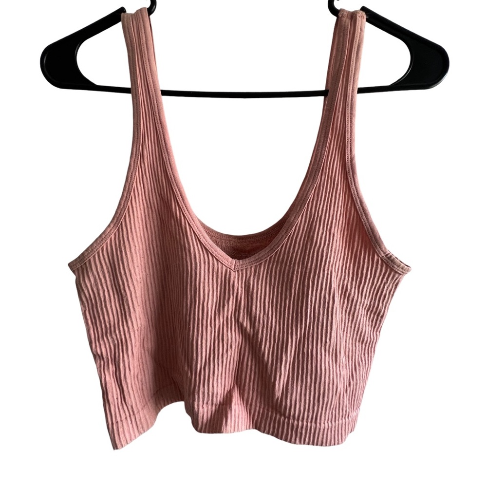 ❤️ Urban Outfitters Out From Under Rose Pink Top Large